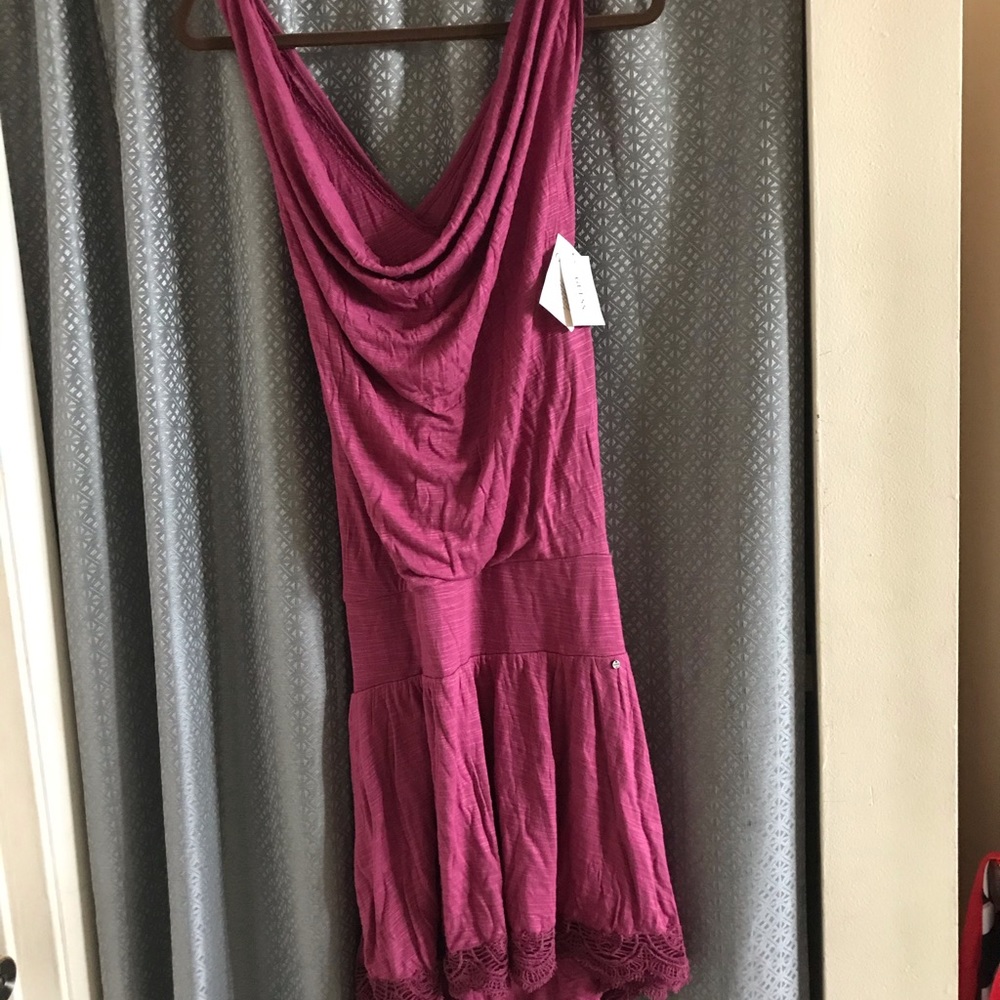 NWT Guess dress very nice, very soft !